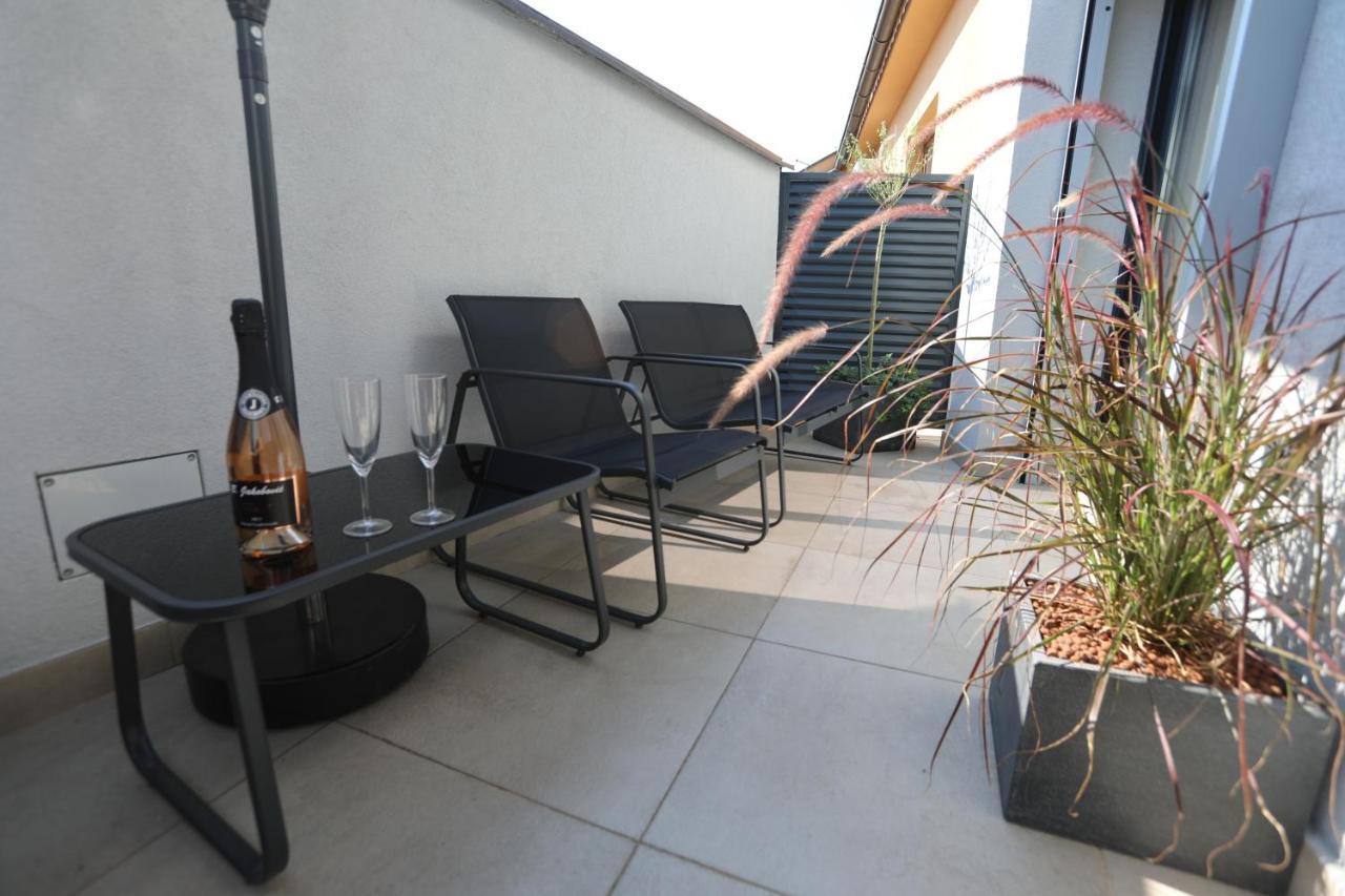 Rustica Nocte Boutique *